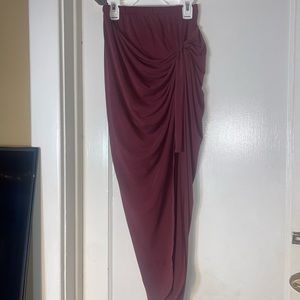 Alya maroon high-low skirt size S
